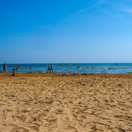 Stunning Only 100m From The Bibione