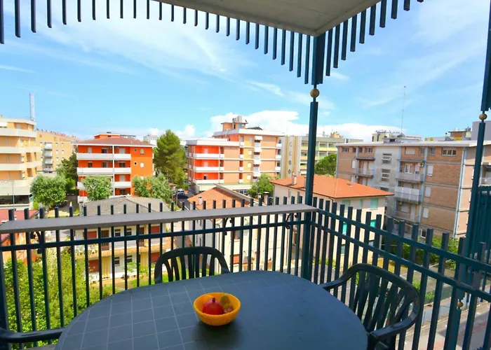 Stunning Only 100m From The Appartement *